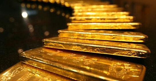 金价飙升，现场淘金热不减！单品牌两日狂售百万黄金甲